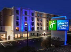 Holiday Inn Express Hotel & Suites Providence-Woonsocket, an IHG Hotel, hotell i Woonsocket