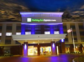 Holiday Inn Express & Suites Toledo South - Perrysburg, an IHG Hotel, hotell sihtkohas Perrysburg Heights lennujaama Toledo Expressi lennujaam - TOL lähedal