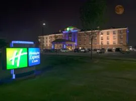 Holiday Inn Express and Suites Detroit North-Troy, an IHG Hotel