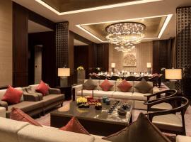 HUALUXE Xiamen Haicang Habour View, bezbariérové ubytování v destinaci Sia-men