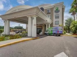 Holiday Inn Express Hotel & Suites Tampa-USF-Busch Gardens by IHG