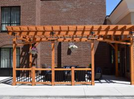 Holiday Inn Express & Suites Geneva Finger Lakes by IHG, hotell i Geneva