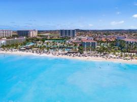 Holiday Inn Resort Aruba - Beach Resort & Casino, an IHG Hotel, hotell i Palm-Eagle Beach