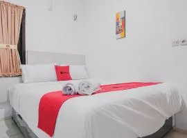 RedDoorz near Jalan Soeprapto Bengkulu、ブンクルのゲストハウス