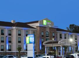 Holiday Inn Express and Suites Houston North - IAH Area, an IHG Hotel, hotel in Houston