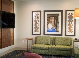 Holiday Inn Express & Suites Rock Falls by IHG, hotel sa Rock Falls
