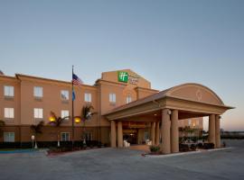 Holiday Inn Express Hotel & Suites Zapata, an IHG Hotel, hotel with pools in Zapata