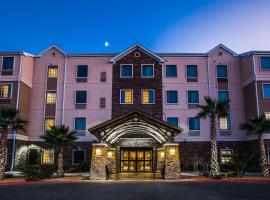 Staybridge Suites El Paso Airport by IHG，埃爾帕索的飯店
