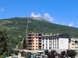 SOWELL HOTELS Le Parc & Spa, hotel di Briançon