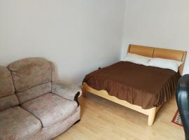Budget Double Bedroom Near Glasgow City Centre and West End, hotel i Glasgow