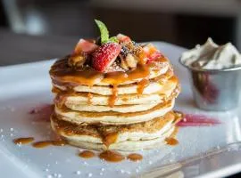 Holiday Inn & Suites - Savannah Airport - Pooler by IHG