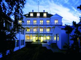 Gilleleje Badehotel, готель у місті Ґіллайе