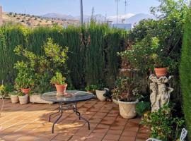 Balcón de la Alhambra y Sierra Nevada, proprietate de vacanță aproape de plajă din Huétor Vega