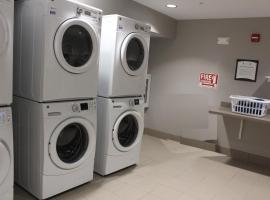 Staybridge Suites Miamisburg by IHG, hotel in Miamisburg