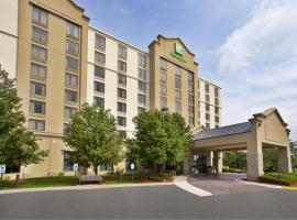 Holiday Inn Hotel & Suites Chicago Northwest - Elgin by IHG, hotel v destinaci Elgin