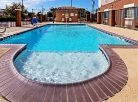 Candlewood Suites Baytown by IHG