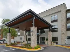 Holiday Inn Express & Suites Raleigh NE - Medical Ctr Area, an IHG Hotel