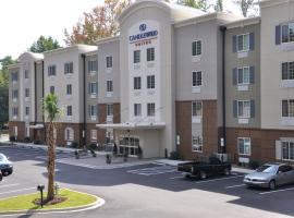 Candlewood Suites - Mooresville Lake Norman, an IHG Hotel, khách sạn ở Mooresville