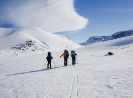 Skjervøy Lodge, парк-готель у місті Skjervøy