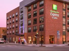 Holiday Inn Express & Suites - Tulsa Downtown - Arts District, an IHG Hotel