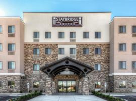 Staybridge Suites St Louis - Westport, an IHG hotel, hotel di Maryland Heights