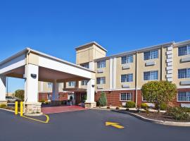 Holiday Inn Express Hotel & Suites Wabash, an IHG Hotel, hotel Honeywell Center környékén Wabashben