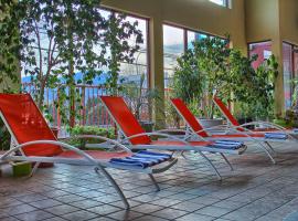 Holiday Inn Hotel & Suites Osoyoos by IHG, hotel v destinaci Osoyoos