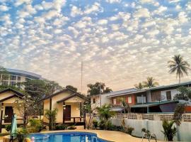 SUNRAY Guesthouse สุนันท์บ้านพักริมคลอง, hotell sihtkohas Uthai Thani