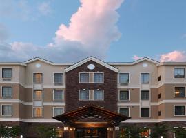 Staybridge Suites Hot Springs by IHG, מלון בהוט ספרינגס