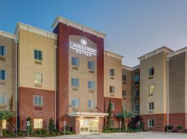 Candlewood Suites Cut Off - Galliano, an IHG Hotel, hotel com acessibilidade em Galliano