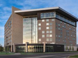 Holiday Inn Express & Suites - Saskatoon East - University, an IHG Hotel, hotel v destinácii Saskatoon