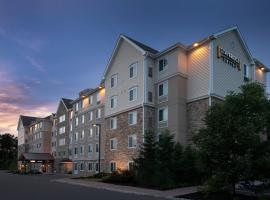 Staybridge Suites North Brunswick, an IHG Hotel, hotel u gradu North Brunswick