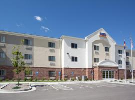 Candlewood Suites Craig-Northwest, an IHG Hotel، فندق في كريج