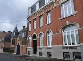 Maison d'hôtes Le 90, hotel in Armentières