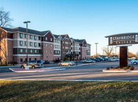 Staybridge Suites Schererville by IHG, hotel in Schererville