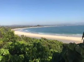 Byron Bay hinterland house - amazing sunset views!