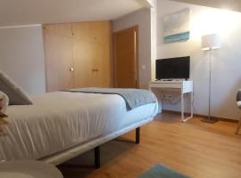 Apartamentos Prestin, viešbutis mieste Kangas de Onisas