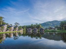 Sementra Hot Spring Nature Resort，務邊的度假村