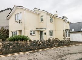 The Old Bakehouse, hotel em Llantwit Major