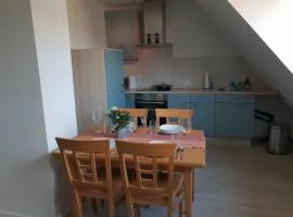 MESSE CGN-DUS Studio-Wohnung für 2-4; Zumietung bis 8 Personen möglich