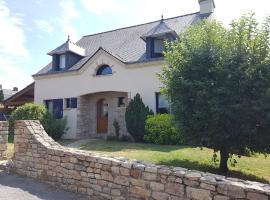 Maison néo-bretonne, soodne hotell sihtkohas Noyal-Muzillac