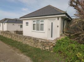 Guillemot, holiday rental in Holywell Bay