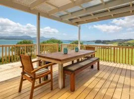 ONEPU MOANA 4-6 Bdr Holiday Home