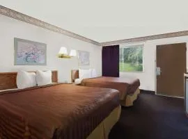 Travelodge by Wyndham Page, View of Lake Powell