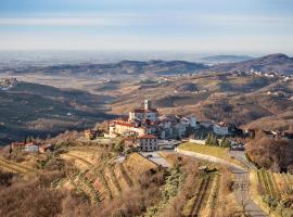 Aldilà Art Rooms, Apartment and Vacation House, guest house in Šmartno