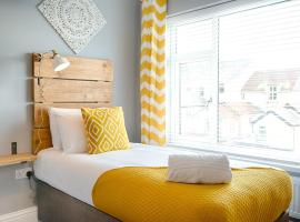 Book Now - TV in Every Bedroom!, hospedaje de playa en Swansea