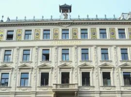 Maverick Athenaeum