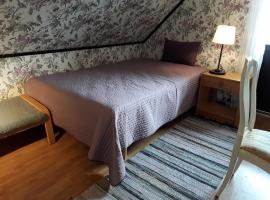 Naturnära enkel rum B&B i Uppsala Ramstalund, B&B in Uppsala