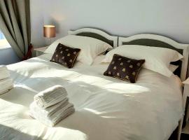 Maugersbury Park Suite, B&B in Stow on the Wold