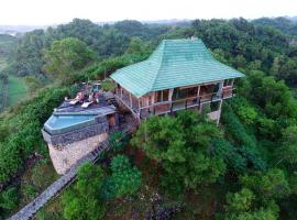 Batu Hill Villa: Watukarung şehrinde bir otel